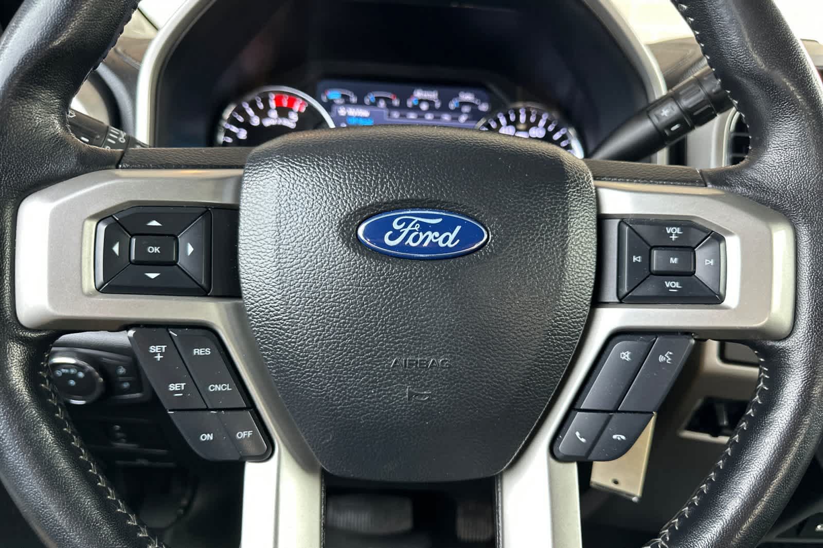 Certified 2021 Ford F350 Lariat AWD/4WD image 22