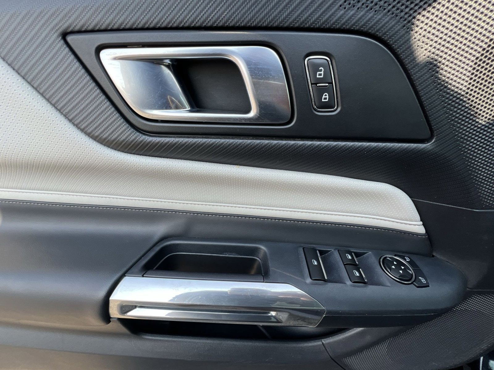 Certified 2024 Ford Mustang GT Premium image 15