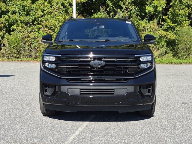 Certified 2025 Ford Expedition Max Platinum w/ Stealth Performance Package AWD/4WD image 9