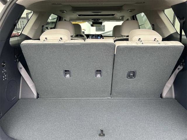 Used 2025 Hyundai Palisade Limited image 18