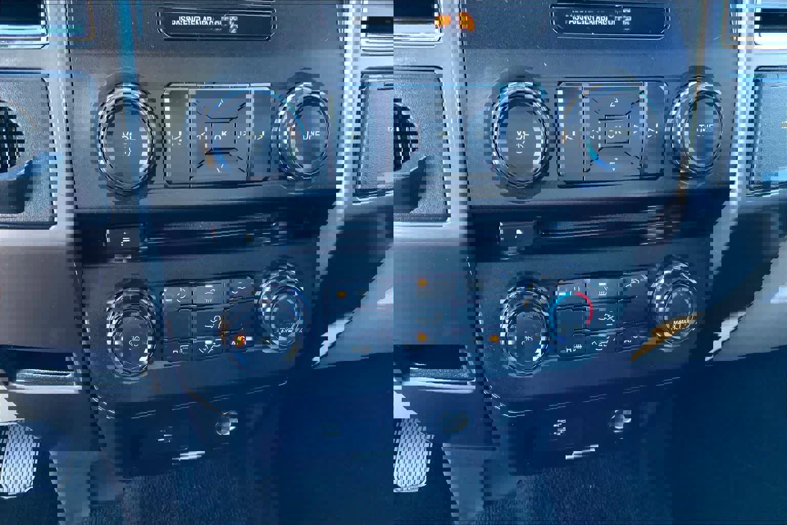 Certified 2017 Ford F150 XLT w/ Equipment Group 301A Mid image 29