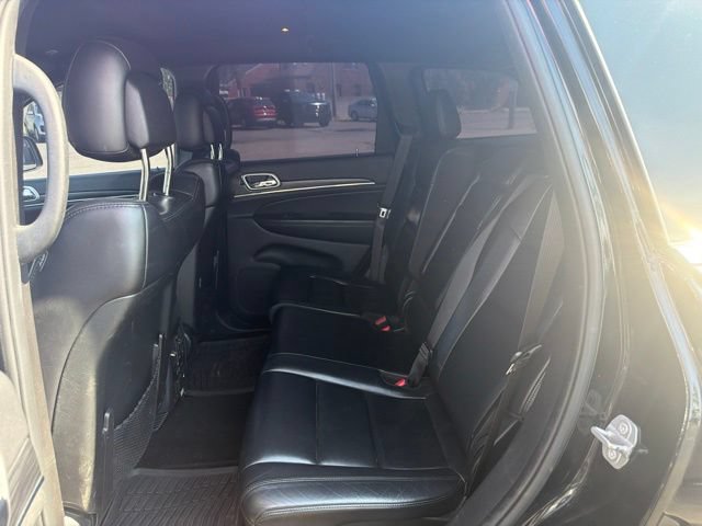 Used 2019 Jeep Grand Cherokee Limited AWD/4WD image 18