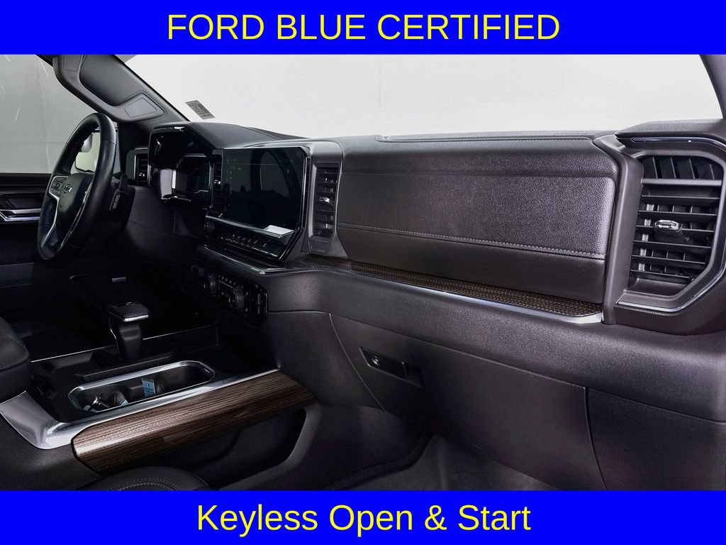 Used 2024 Chevrolet Silverado 1500 LT Trail Boss w/ Convenience Package II AWD/4WD image 34