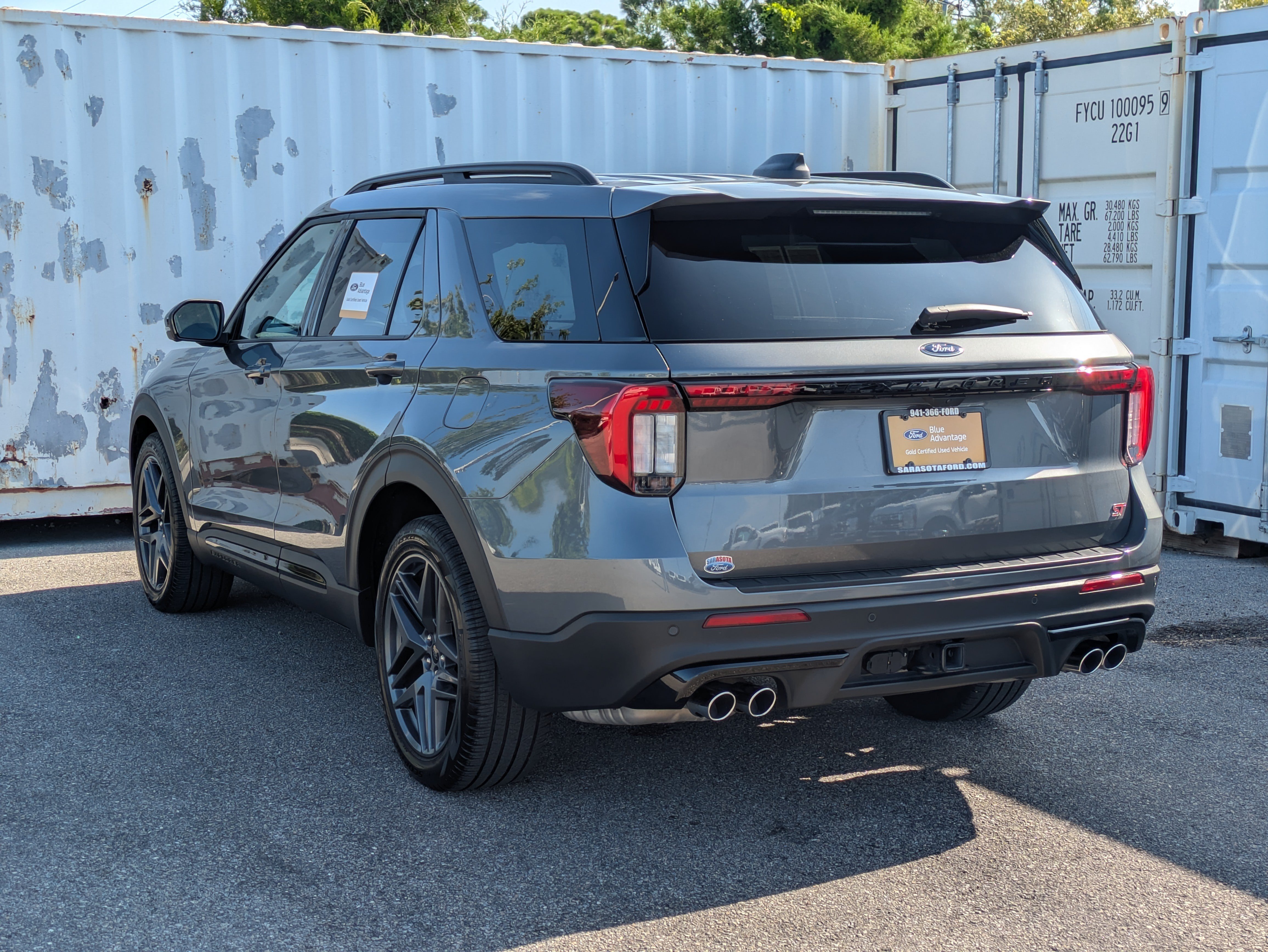 Certified 2025 Ford Explorer ST AWD/4WD image 7