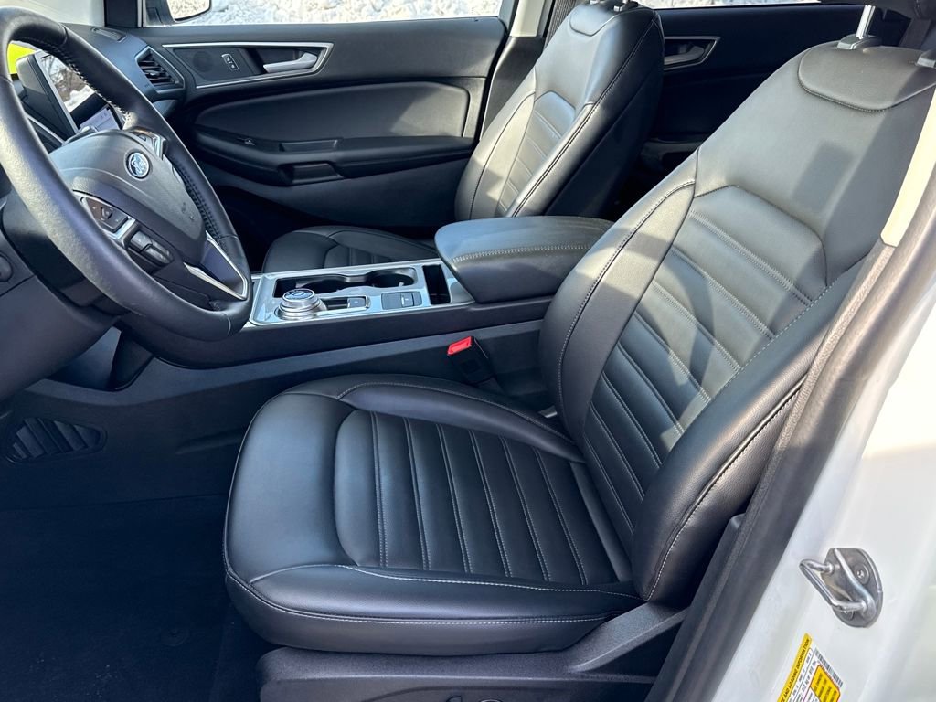 Certified 2024 Ford Edge SEL w/ Convenience Package image 15