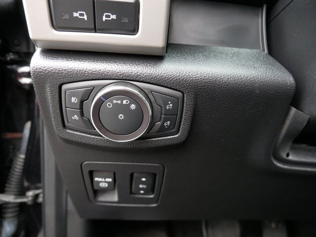 Certified 2019 Ford F150 Lariat w/ Equipment Group 502A Luxury AWD/4WD image 11
