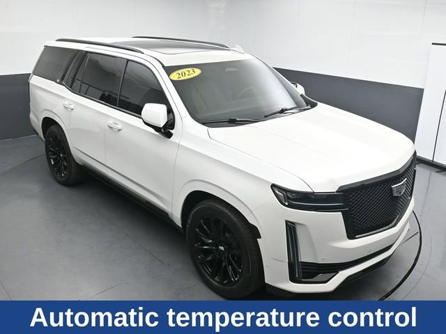 Used 2023 Cadillac Escalade Sport Platinum w/ LPO, ONYX Package AWD/4WD image 19