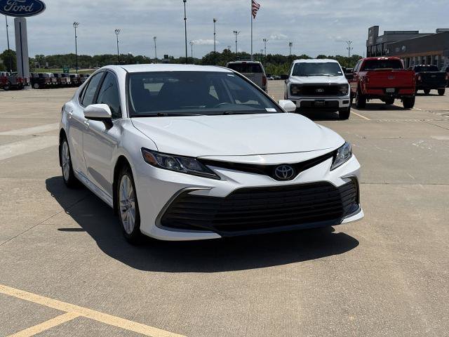 Used 2024 Toyota Camry LE FWD image 2
