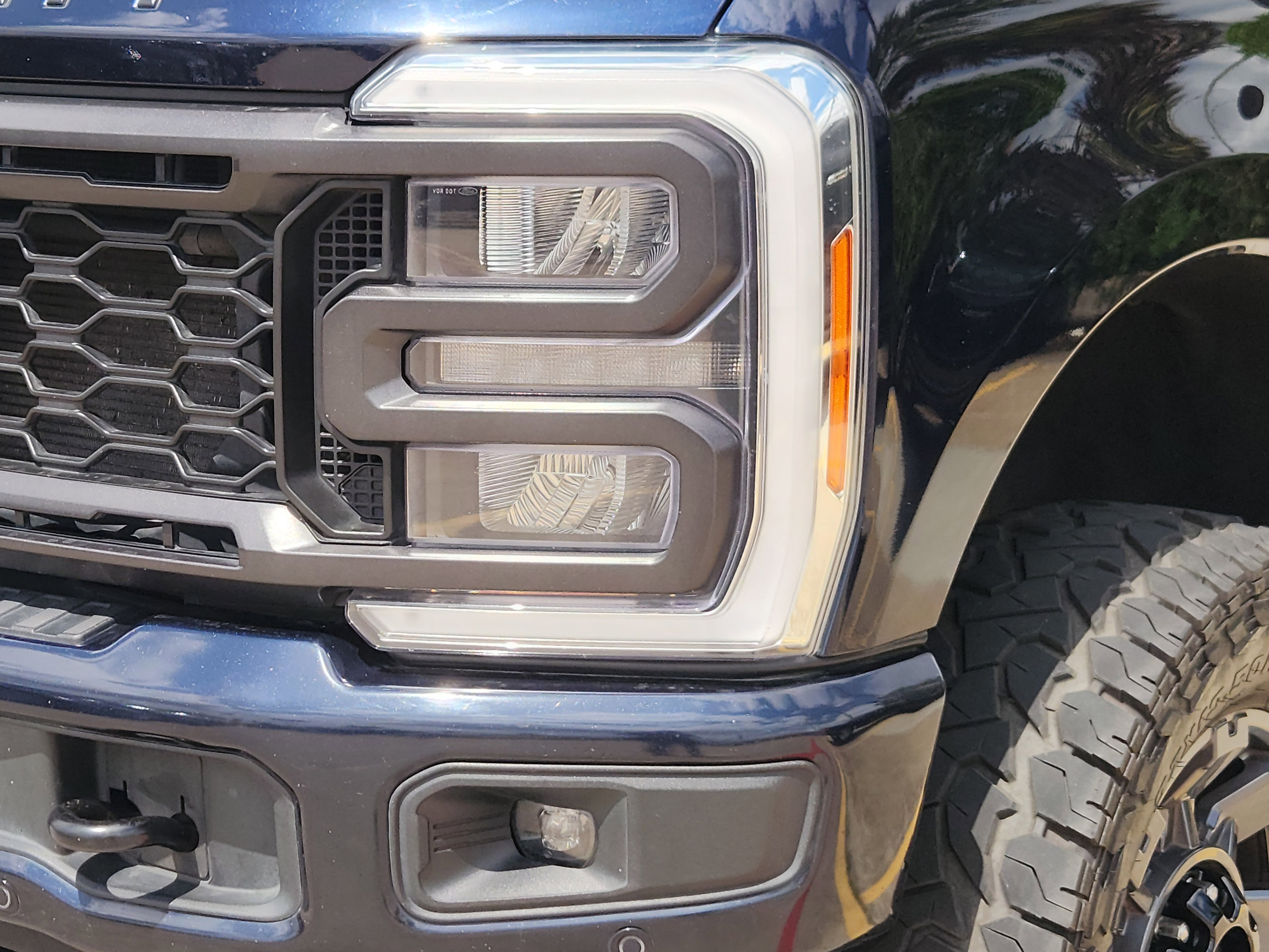 Certified 2023 Ford F250 Lariat w/ Lariat Ultimate Package AWD/4WD image 6