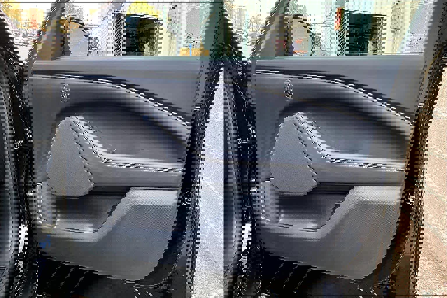 Certified 2025 Ford Mustang Mach-E Select w/ Comfort Package Lite image 24