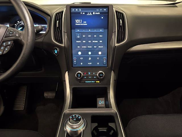 Certified 2024 Ford Edge SE w/ Black Appearance Package AWD/4WD image 17