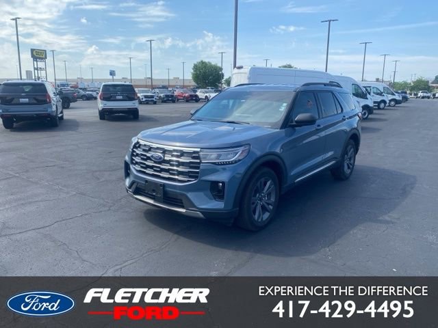 Certified 2025 Ford Explorer Active w/ Active Comfort Package AWD/4WD image 1
