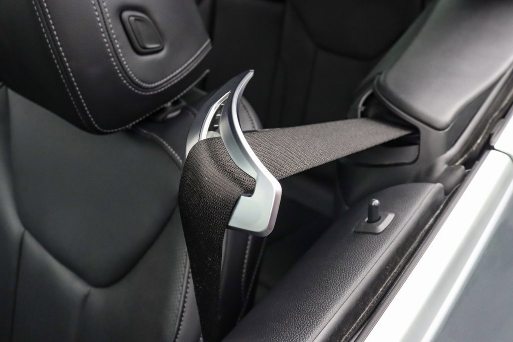 Used 2025 BMW 430i Convertible w/ Premium Package image 29