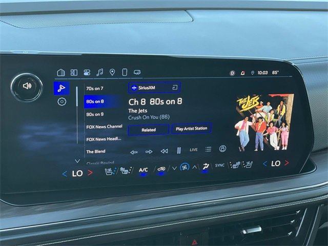 Used 2025 Chevrolet Suburban Premier image 11