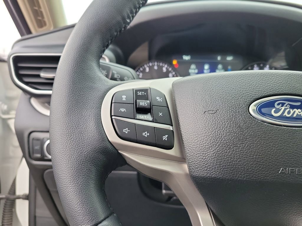 Certified 2023 Ford Explorer XLT w/ Equipment Group 202A image 23