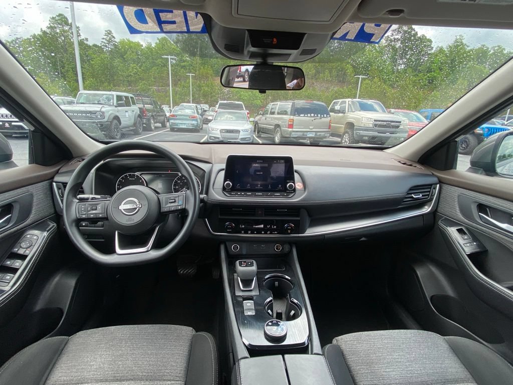 Used 2023 Nissan Rogue SV AWD/4WD image 25
