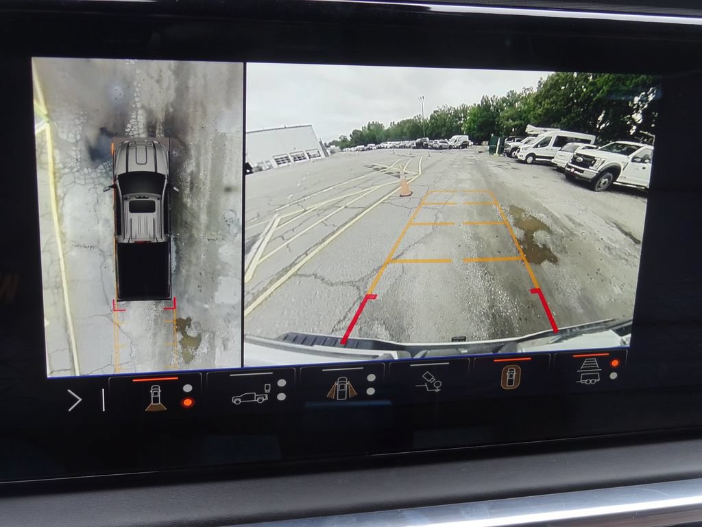 Used 2024 GMC Sierra 2500 Denali Ultimate w/ Max Trailering Package AWD/4WD image 40