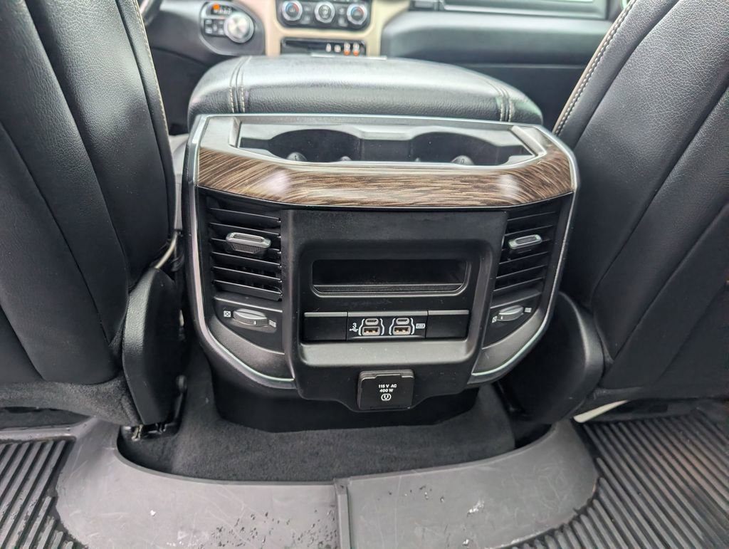 Used 2019 RAM 1500 Laramie AWD/4WD image 18