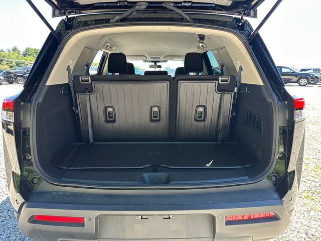 Used 2025 Nissan Pathfinder S w/ Cargo Package AWD/4WD image 13