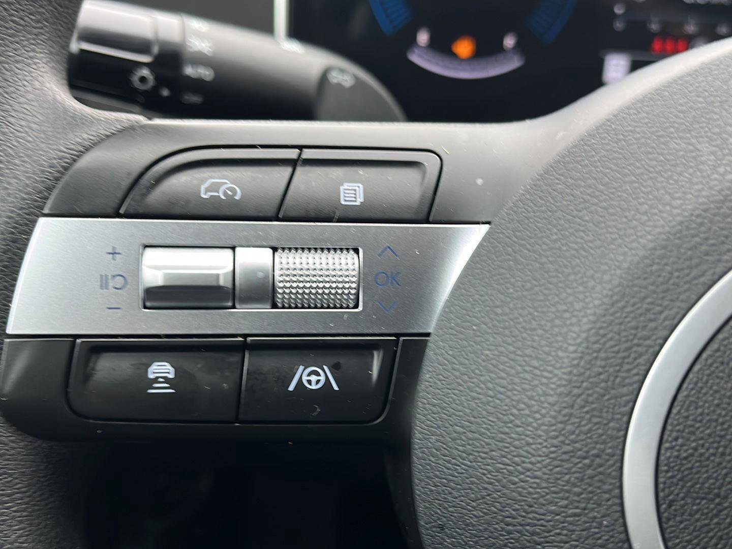 Used 2025 Hyundai Sonata SE image 18