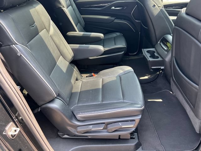 Used 2023 Cadillac Escalade ESV Sport AWD/4WD image 22