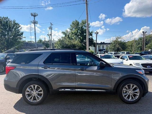 Certified 2023 Ford Explorer XLT w/ Equipment Group 202A AWD/4WD image 9