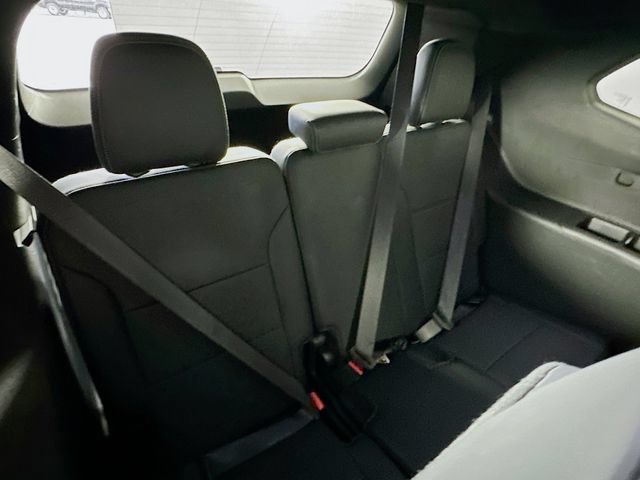 Used 2025 Buick Enclave Preferred FWD image 31