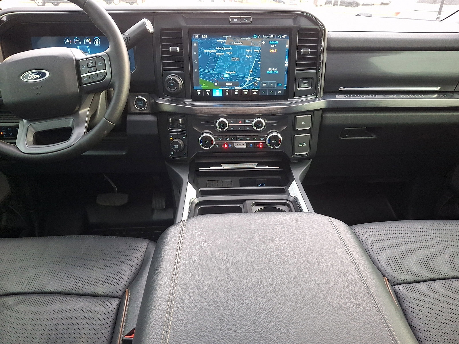 Certified 2025 Ford F250 Lariat w/ Lariat Ultimate Package image 15