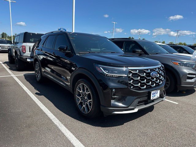 Certified 2025 Ford Explorer Platinum w/ Ultimate Package AWD/4WD image 5