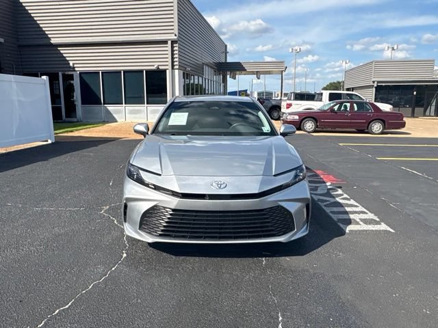 Used 2026 Toyota Camry LE w/ Convenience Package FWD image 12