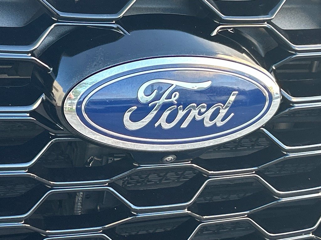 Certified 2025 Ford Explorer ST-Line w/ Premium Package RWD image 19