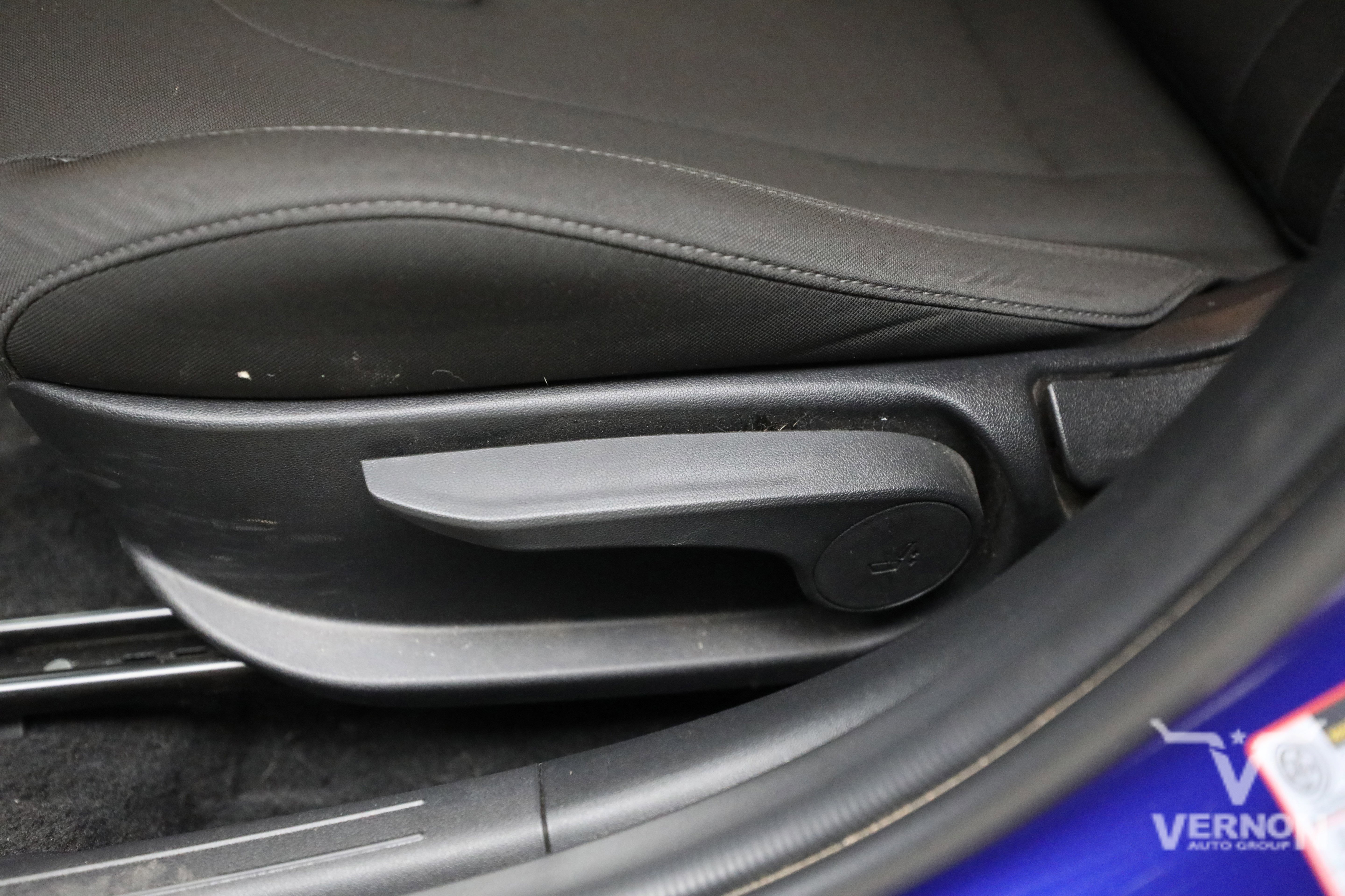 Used 2024 Hyundai Elantra SEL image 14