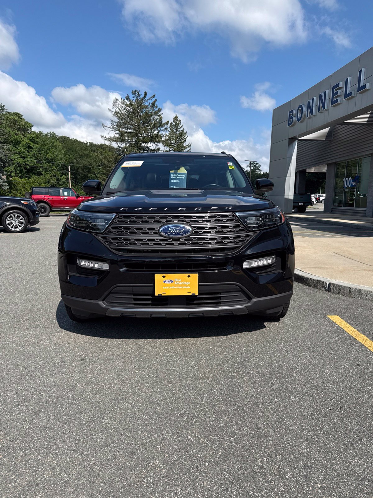 Certified 2023 Ford Explorer XLT w/ Equipment Group 202A AWD/4WD image 6