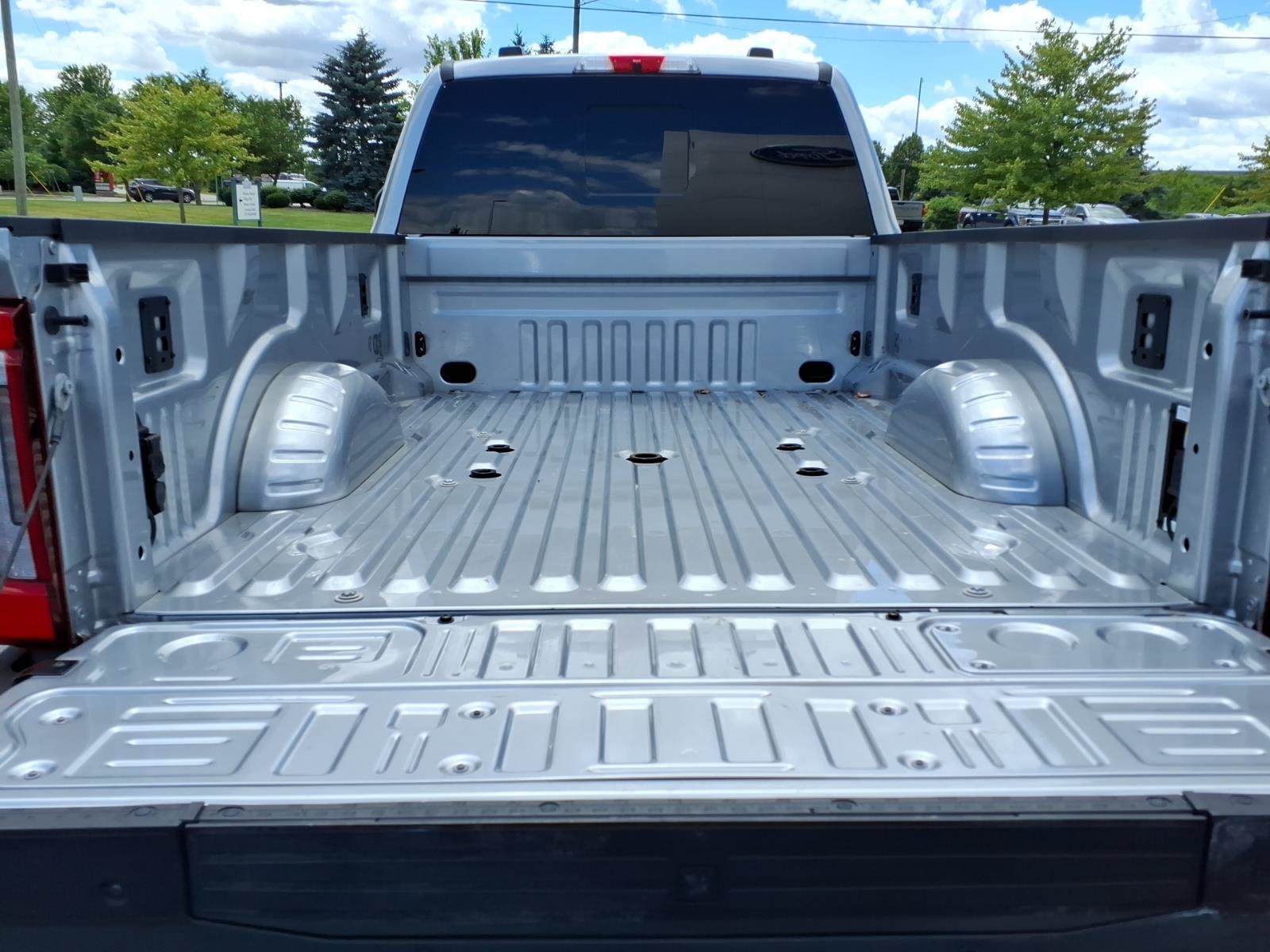Certified 2024 Ford F350 Platinum AWD/4WD image 13