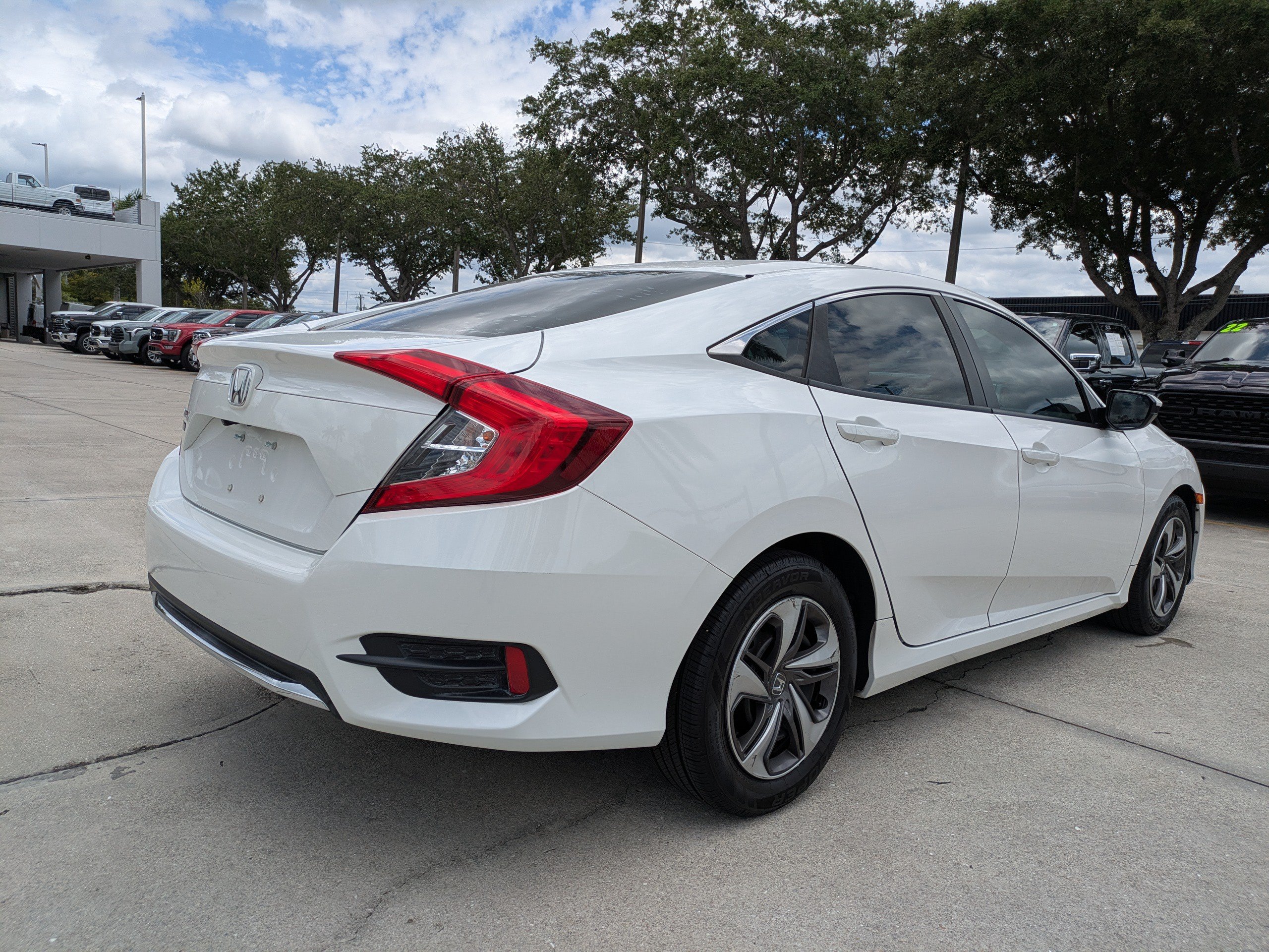 Used 2020 Honda Civic LX image 4