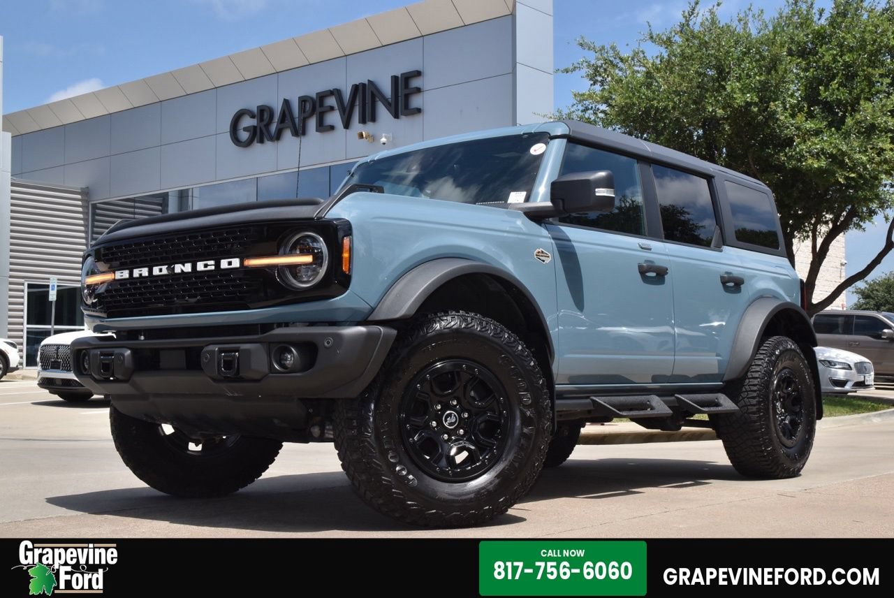 Certified 2023 Ford Bronco Wildtrak AWD/4WD image 1