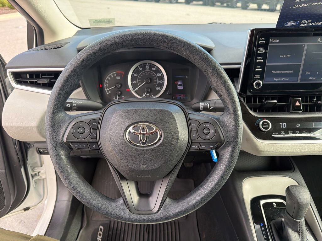 Used 2020 Toyota Corolla LE image 17