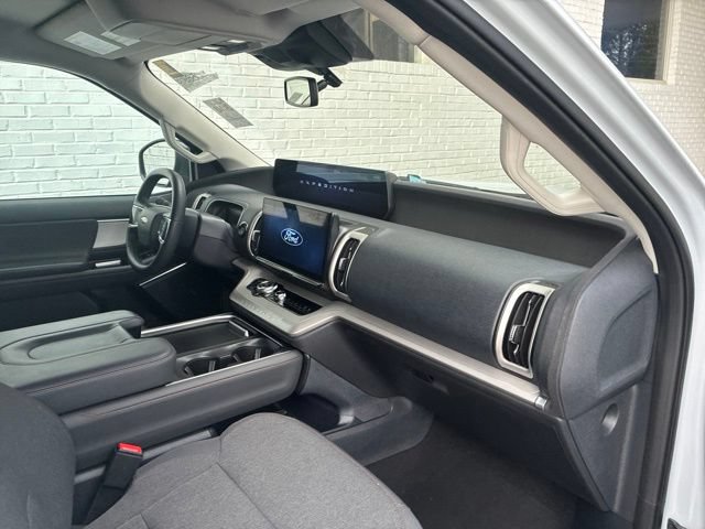 Certified 2025 Ford Expedition Active RWD image 47