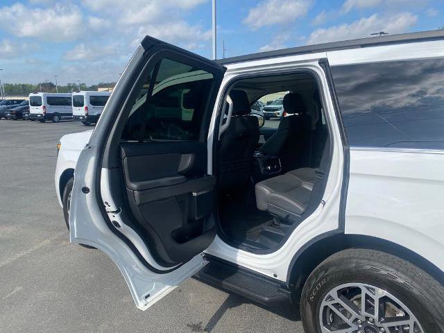 Certified 2025 Ford Expedition Active AWD/4WD image 29