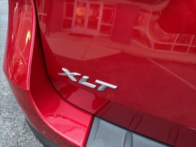 Certified 2021 Ford Explorer XLT w/ Equipment Group 202A image 11