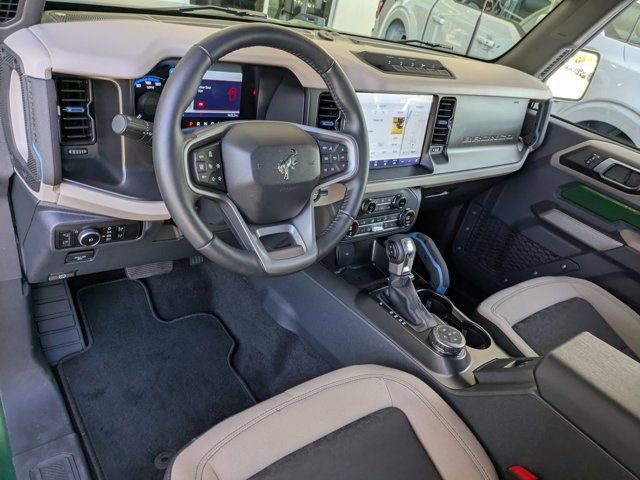 Certified 2023 Ford Bronco Wildtrak image 16