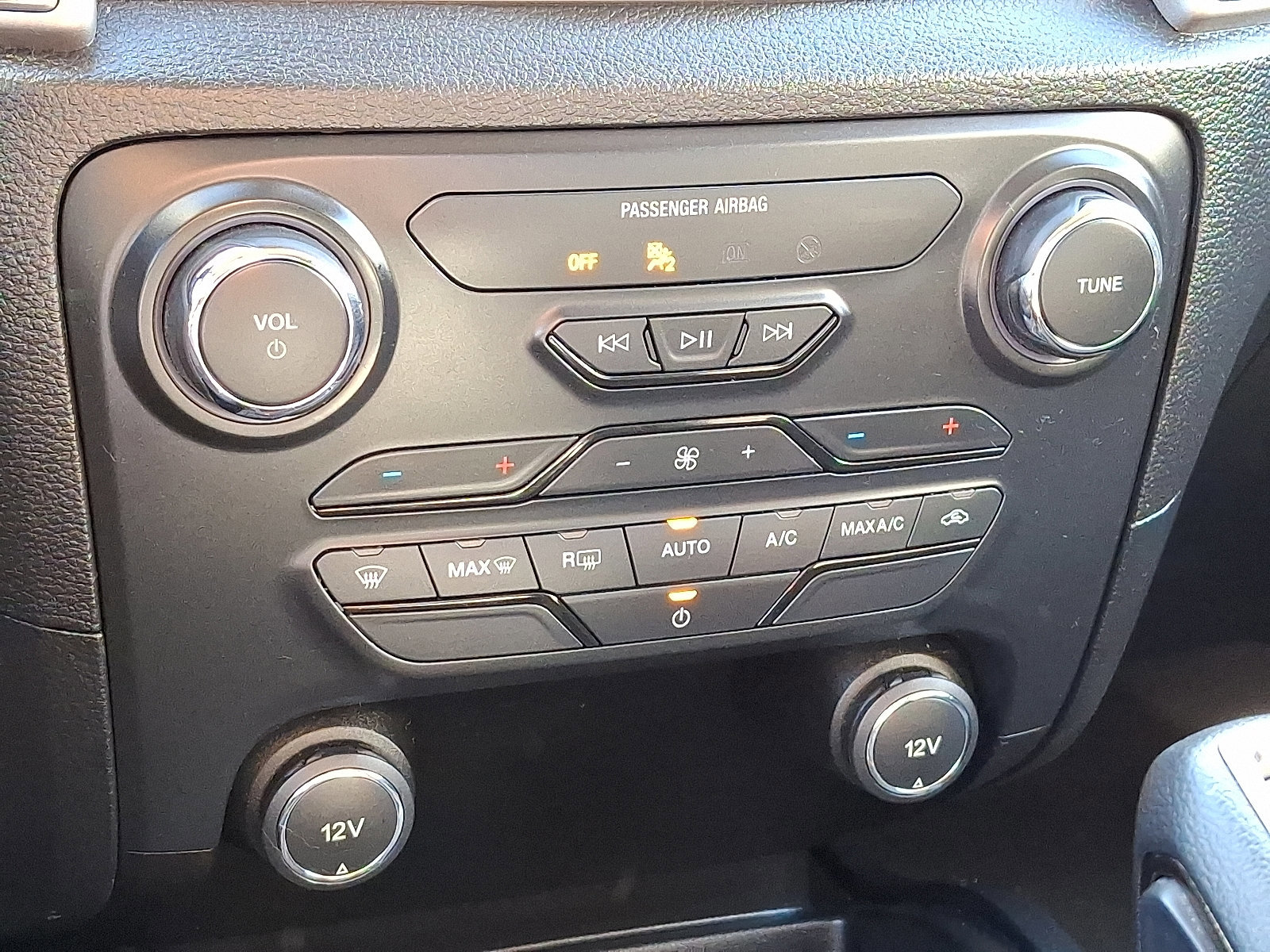 Certified 2019 Ford Ranger XLT w/ Equipment Group 301A Mid image 15