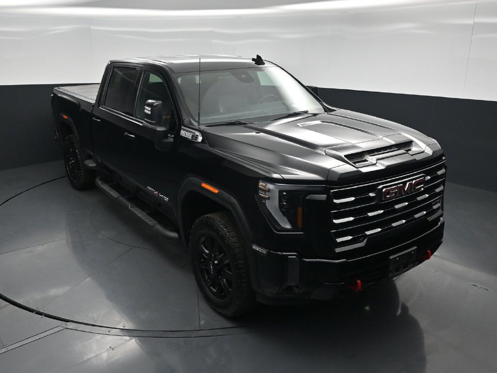 Used 2024 GMC Sierra 2500 AT4 w/ Technology Package AWD/4WD image 35