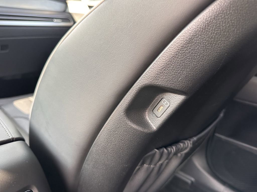 Used 2024 Hyundai Palisade SEL image 35