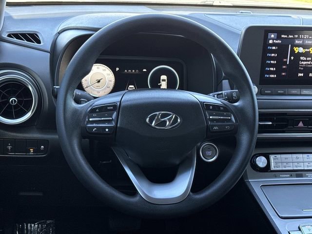 Used 2023 Hyundai Kona SE image 8