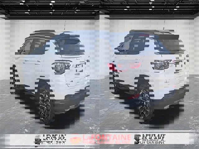 Used 2023 Jeep Compass Limited image 5