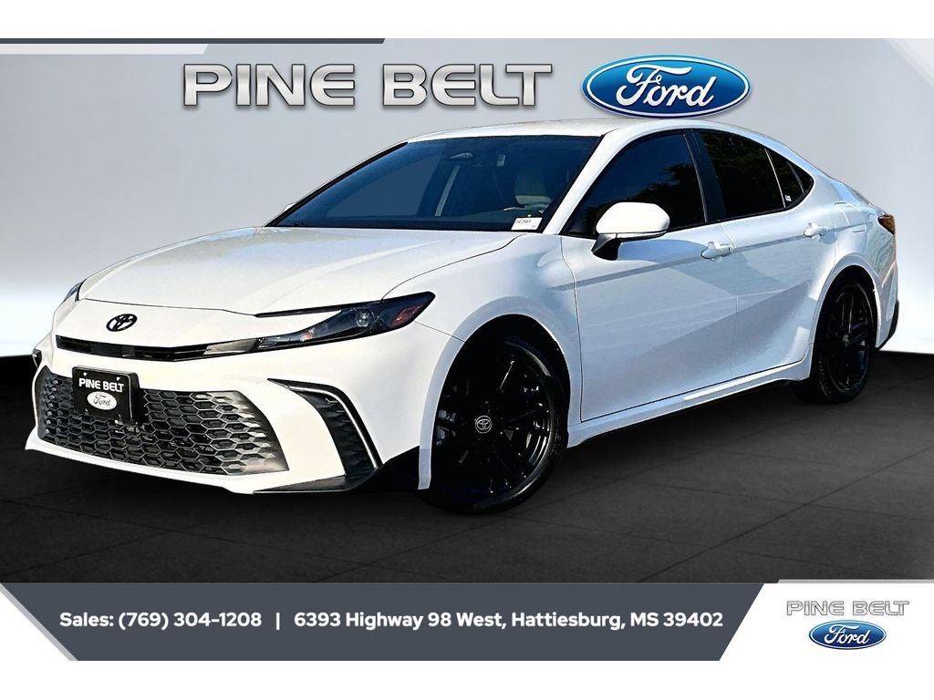 Used 2025 Toyota Camry SE w/ Convenience Package FWD image 10