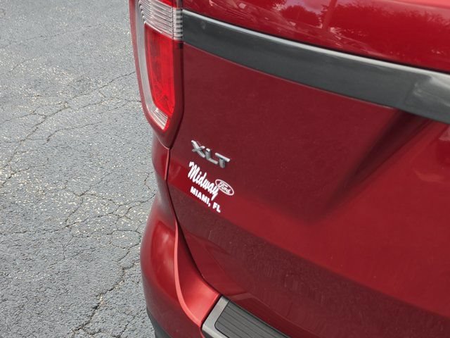 Certified 2019 Ford Explorer XLT w/ Equipment Group 202A FWD image 7