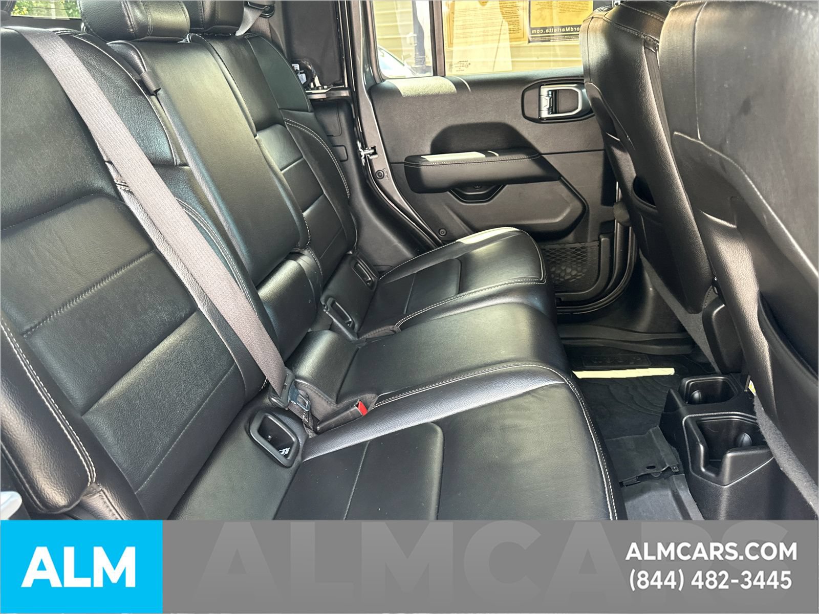 Used 2020 Jeep Gladiator Overland AWD/4WD image 17