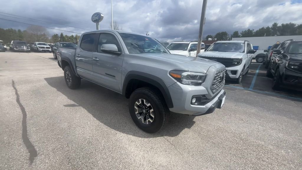 Used 2021 Toyota Tacoma TRD Off-Road w/ Blackout Package (TMS) AWD/4WD image 13